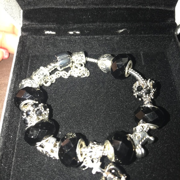 Vintage/Retired Pandora Bracelet Black Crystal and sterling! - Picture 8 of 12